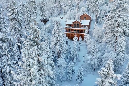 59 - Eagles Peak Lodge home