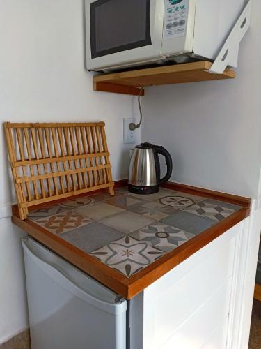 One-Bedroom Apartment image 8