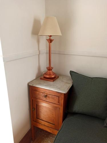 One-Bedroom Apartment image 6
