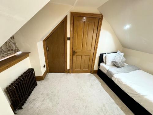 2-Bed Cottage Sleeps 4 10 mins to Glasgow Centre, Glasgow (Foto 9)