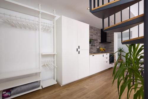 Plitvice Nest - 2 Bedrooms & 2 Bathrooms Gallery Apartment, Rakovica (foto 11)