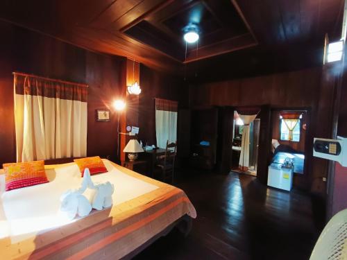 Tonnam Homestay Room Type - Double Room with Terrace