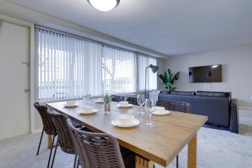 Crystal City - Fantastic 2BR Aprtment with Gym in Arlington, USA