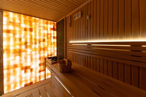 Sauna, Tumbi Hotel Palm, Tapestry Collection by Hilton in Palm Jumeirah
