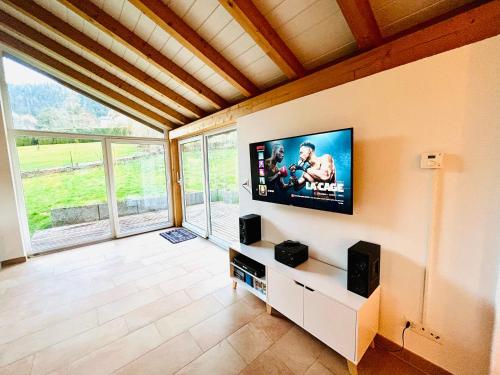 Oprema, Appartement duplex spacieux in Val-De-Travers