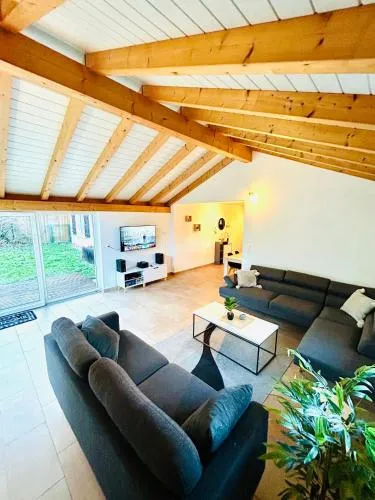Appartement duplex spacieux in Fleurier, Schweiz