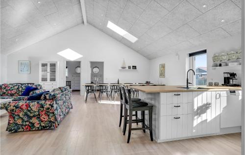 Kitchen, Pet Friendly Home In Hadsund With Sauna in Hadsund