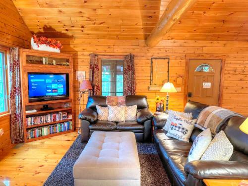 Ferngully Creek Cabins - image 6