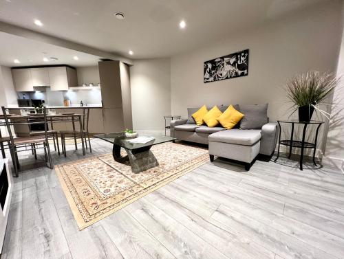 30Nights Offers l Premium Offers l Sleeps Up to 2 l Stunning View l 2 Bed 2 Bath Penthouse & Gym l City Centre JVT Short Lets, Birmingham (fotografie 4)