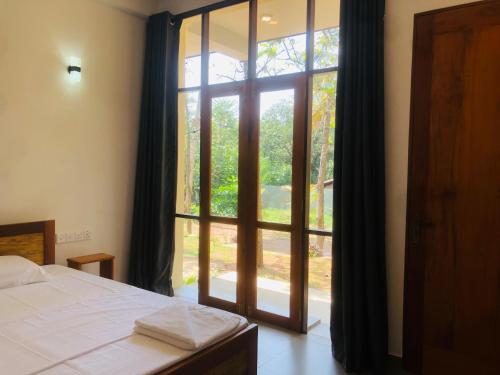 Deluxe Double Room image 5