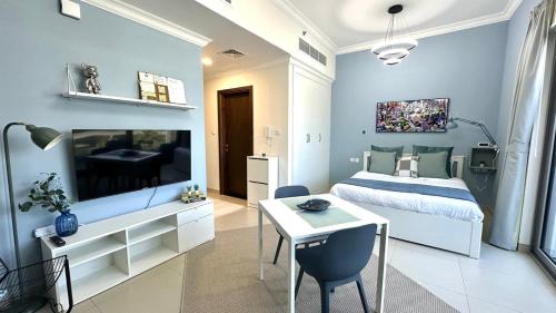 Spacious Luxury Studio Near Mall of the Emirates with Pool Access, Dubaj (zdjęcie 2)