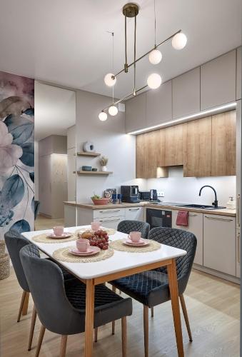 Boszkowo Horizon Park Apartament 36 "Kwiecisty sen"