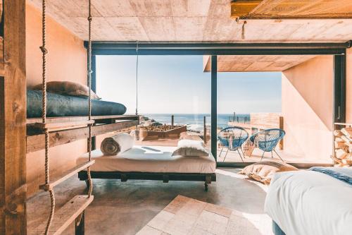 . Noah Surf House Portugal
