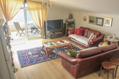 Koplietošanas atpūtas telpa ar TV, Acar House in Dalyan Mahallesi