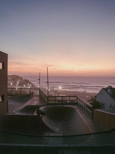 Noah Surf House Portugal - image 13