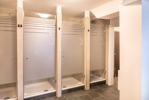 Ducha, Brauhaus-Hostel König von Flandern (Brauhaus-Hostel Konig von Flandern) in Augsburg