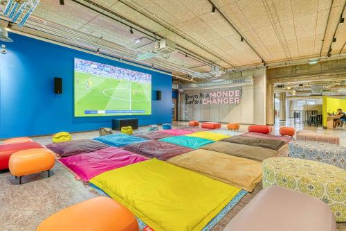 共用Lounge/電視區, ECLA Paris Massy Palaiseau in 帕萊索