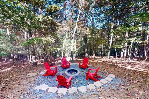 Lazy Bear Cabin in Ellijay, USA