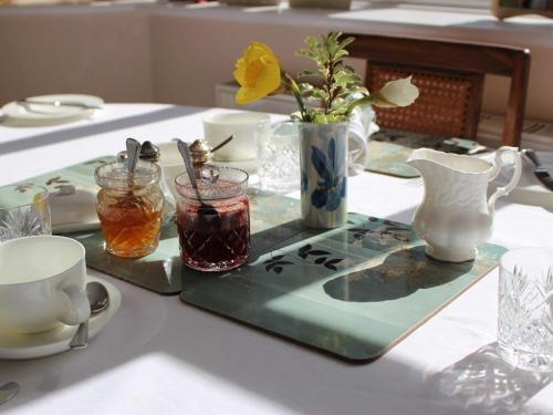 Honey Lodge - image 2
