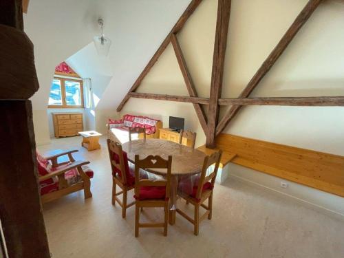 Alpes Montjoie in Faucon De Barcelonnette