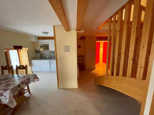 Alpes Montjoie in Faucon De Barcelonnette