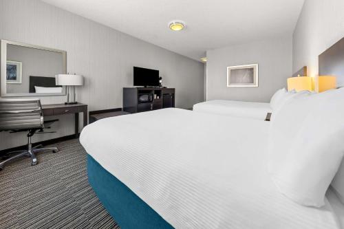 Queen Room with Two Queen Beds