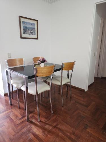Departamento -Obispo Salguero- Pleno Nueva Córdoba, cerca de Sanatorios, By Apartcba