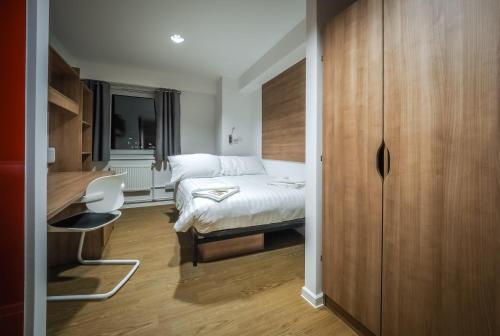 LSE High Holborn - main image