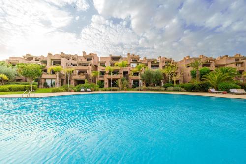 Appartement de charme residence avec piscine WiFi - image 14
