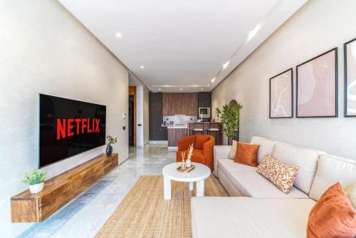 Bohemian Style in Hyper-Center - Optical Fiber - image 8