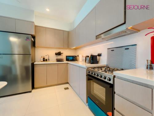 Brand New Luxurious 2BR ACT Towers Downtown, Dubaj (zdjęcie 2)