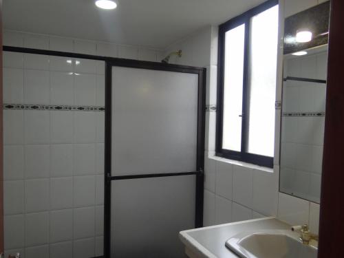 Altura Rooms & Suites - 샤워실