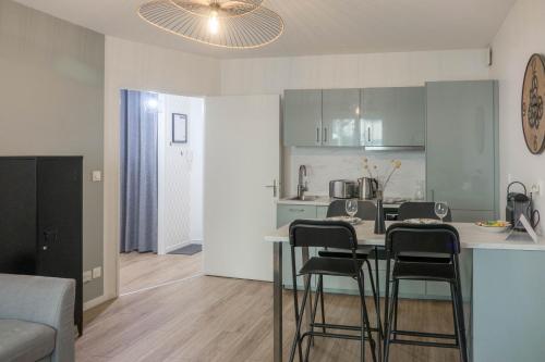 Konyha, Orléans - Appartement T2 avec parking privé - Douce Harmonie (Orleans - Appartement T2 avec parking prive - Douce Harmonie) in La Madeleine