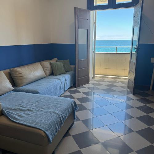 Apartamento frente mar na Barra, Salvador-BA