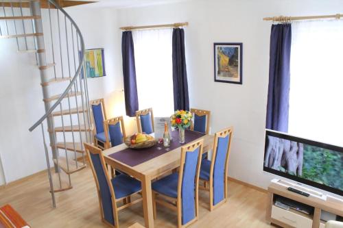 Schöne Ferienwohnung In Daun Mit Garten Schöne Ferienwohnung In Daun Mit Garten