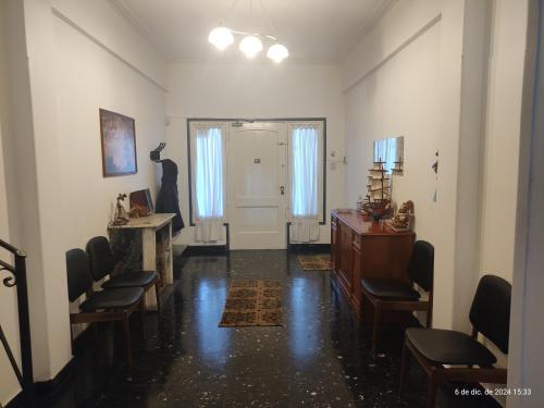 CIUDAD AUTONOMA DE BUENOS AIRES, HOSTAL , Habitacion en vivienda familiar, Buenos Aires (foto 4)