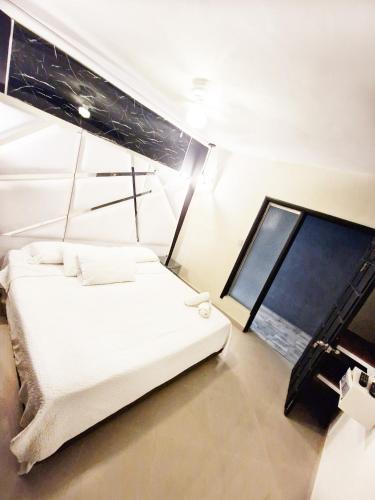 5 Bedrooms Apartment with Jacuzzi at Lleras park, Medellín (fotografie 9)