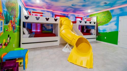 Beautiful House wGame RoomCinemaPoolSPA
