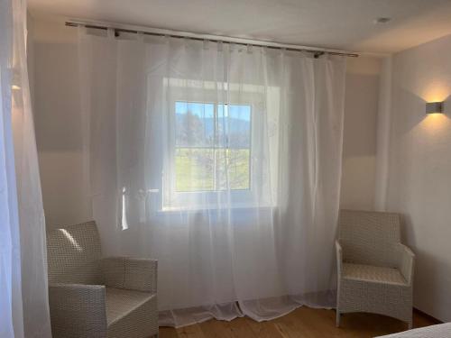 REST - Ferienwohnung Sonnenblume mit schönem Bergpanorama - ab Mai Chiemgaukarte NEU!, Siegsdorf (fotografie 7)