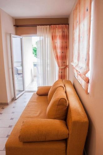 One-Bedroom Apartment with Terrace image 5