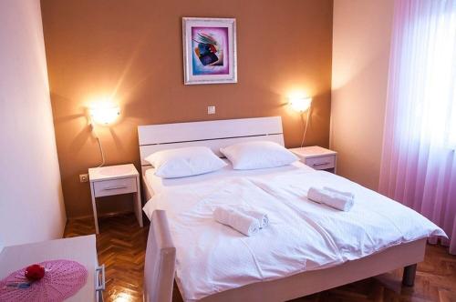 Two-Bedroom Apartment image 3