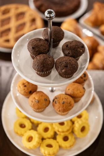 Cuneo Hotel - image 12