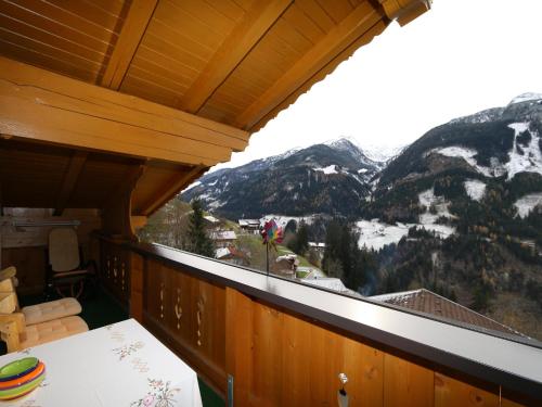 ทัศนียภาพภายนอกโรงแรม, Apartment in Zillertal near Ski Slopes in เกอร์ลอสเบอร์เกเบิน