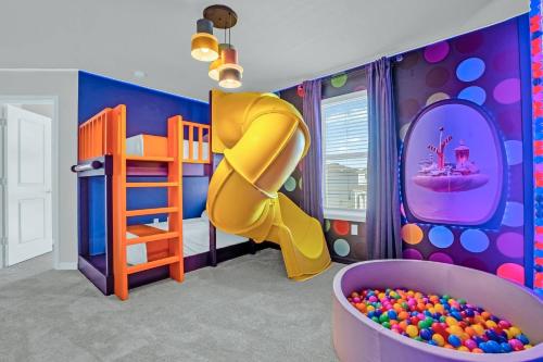 Upstay 20 Guest Capacity Mansion Near Disney