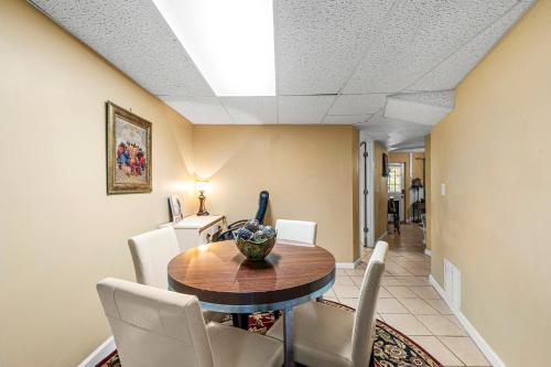 20Miles from Atlanta Pet Friendly Private Backyard in Snellville (GA)