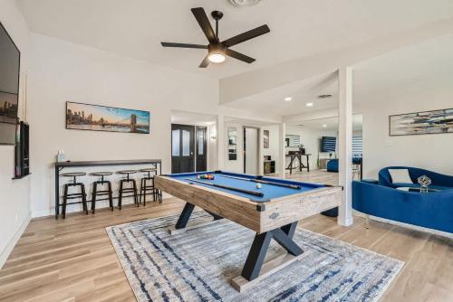 Heated Pool Modern Ranch Villa 10 Min to Strip, Las Vegas (foto 8)
