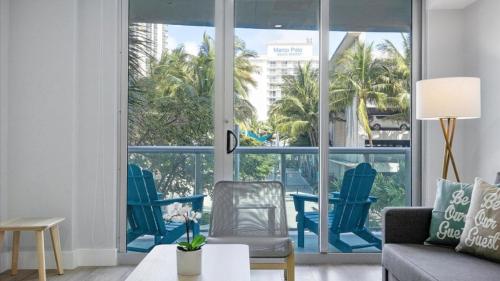 2BR Luxury Ocean Reserve Condo with Park Views! in Miami Beach, USA