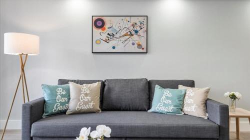 2BR Luxury Ocean Reserve Condo with Park Views! in Miami Beach, USA