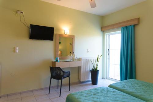 Aptera Beach - image 5