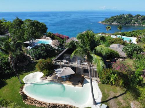 623123664 Château de feuilles & SPA - Praslin island